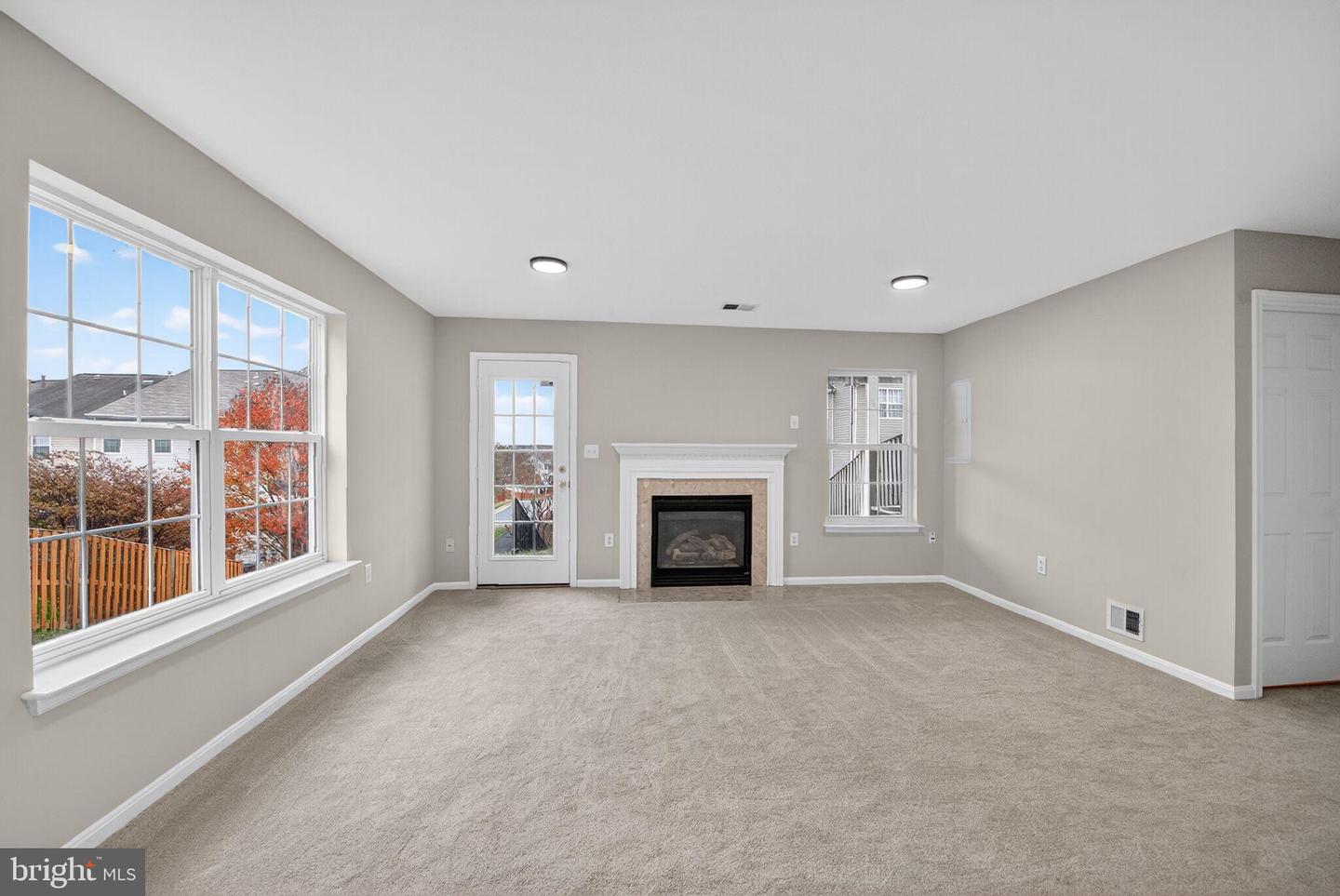 18474 SIERRA SPRINGS SQ, LEESBURG, Virginia 20176, 3 Bedrooms Bedrooms, 13 Rooms Rooms,2 BathroomsBathrooms,Residential,For sale,18474 SIERRA SPRINGS SQ,VALO2110138 MLS # VALO2110138 18474 SIERRA SPRINGS SQ, LEESBURG, Virginia 20176, 3 Bedrooms Bedrooms, 13 Rooms Rooms,2 BathroomsBathrooms,Residential,For sale,18474 SIERRA SPRINGS SQ,VALO2110138 MLS # VALO2110138