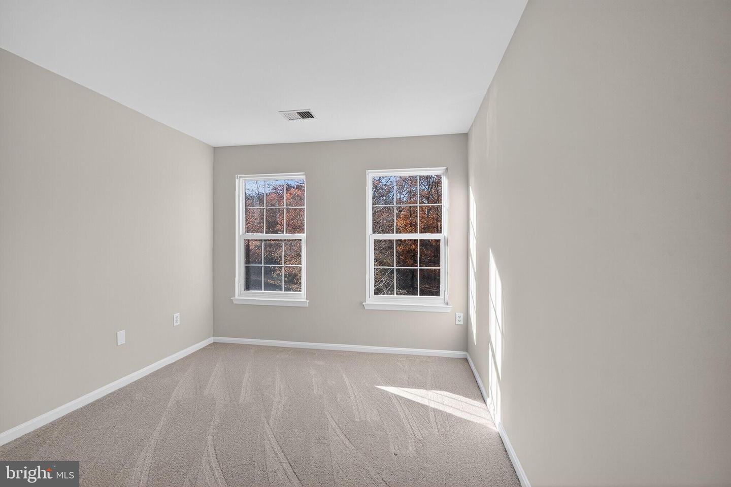 18474 SIERRA SPRINGS SQ, LEESBURG, Virginia 20176, 3 Bedrooms Bedrooms, 13 Rooms Rooms,2 BathroomsBathrooms,Residential,For sale,18474 SIERRA SPRINGS SQ,VALO2110138 MLS # VALO2110138 18474 SIERRA SPRINGS SQ, LEESBURG, Virginia 20176, 3 Bedrooms Bedrooms, 13 Rooms Rooms,2 BathroomsBathrooms,Residential,For sale,18474 SIERRA SPRINGS SQ,VALO2110138 MLS # VALO2110138