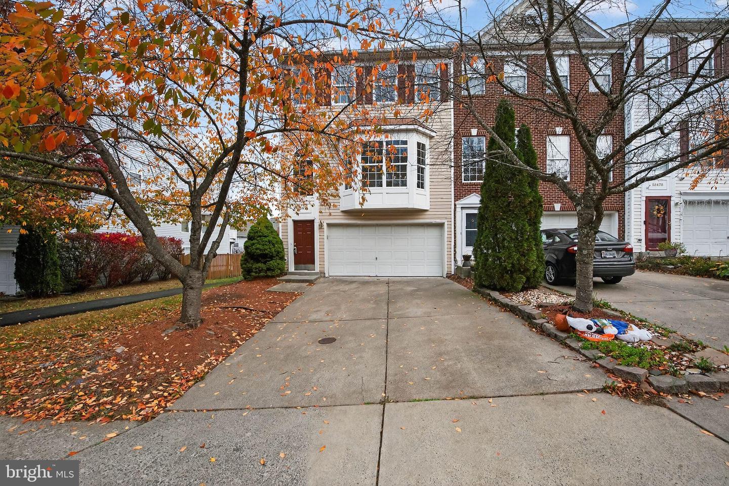 18474 SIERRA SPRINGS SQ, LEESBURG, Virginia 20176, 3 Bedrooms Bedrooms, 13 Rooms Rooms,2 BathroomsBathrooms,Residential,For sale,18474 SIERRA SPRINGS SQ,VALO2110138 MLS # VALO2110138 18474 SIERRA SPRINGS SQ, LEESBURG, Virginia 20176, 3 Bedrooms Bedrooms, 13 Rooms Rooms,2 BathroomsBathrooms,Residential,For sale,18474 SIERRA SPRINGS SQ,VALO2110138 MLS # VALO2110138