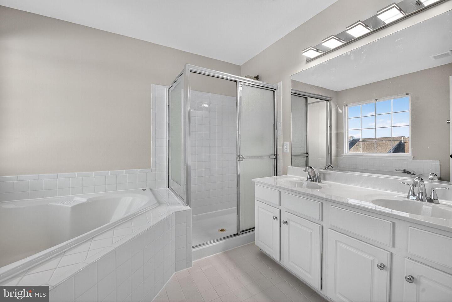 18474 SIERRA SPRINGS SQ, LEESBURG, Virginia 20176, 3 Bedrooms Bedrooms, 13 Rooms Rooms,2 BathroomsBathrooms,Residential,For sale,18474 SIERRA SPRINGS SQ,VALO2110138 MLS # VALO2110138 18474 SIERRA SPRINGS SQ, LEESBURG, Virginia 20176, 3 Bedrooms Bedrooms, 13 Rooms Rooms,2 BathroomsBathrooms,Residential,For sale,18474 SIERRA SPRINGS SQ,VALO2110138 MLS # VALO2110138