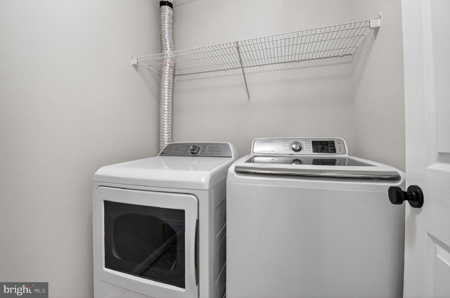 18474 SIERRA SPRINGS SQ, LEESBURG, Virginia 20176, 3 Bedrooms Bedrooms, 13 Rooms Rooms,2 BathroomsBathrooms,Residential,For sale,18474 SIERRA SPRINGS SQ,VALO2110138 MLS # VALO2110138 18474 SIERRA SPRINGS SQ, LEESBURG, Virginia 20176, 3 Bedrooms Bedrooms, 13 Rooms Rooms,2 BathroomsBathrooms,Residential,For sale,18474 SIERRA SPRINGS SQ,VALO2110138 MLS # VALO2110138