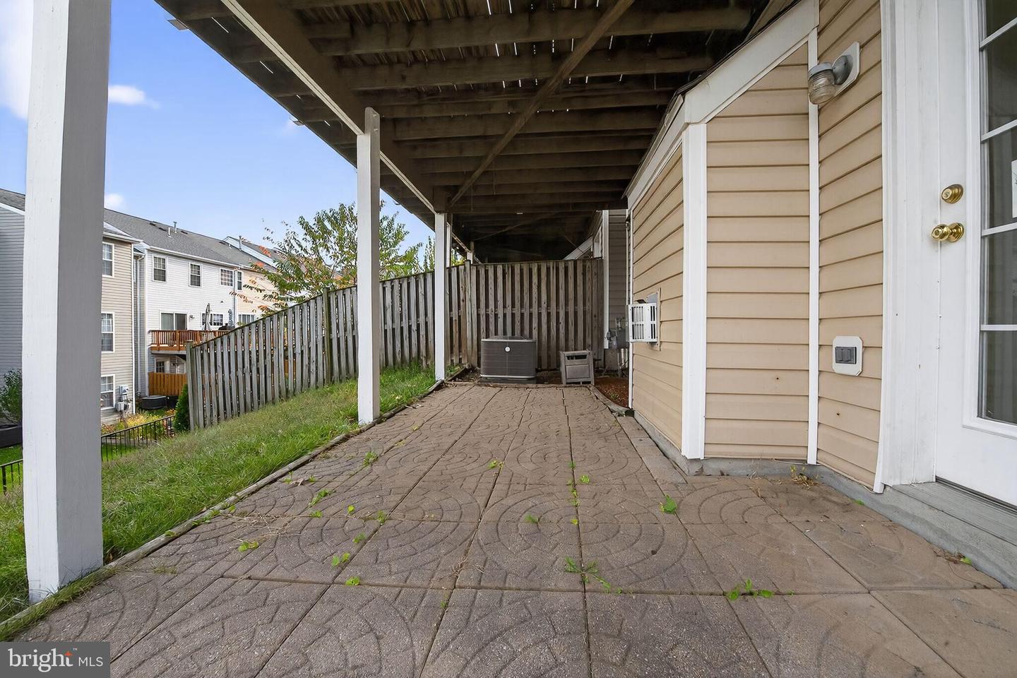 18474 SIERRA SPRINGS SQ, LEESBURG, Virginia 20176, 3 Bedrooms Bedrooms, 13 Rooms Rooms,2 BathroomsBathrooms,Residential,For sale,18474 SIERRA SPRINGS SQ,VALO2110138 MLS # VALO2110138 18474 SIERRA SPRINGS SQ, LEESBURG, Virginia 20176, 3 Bedrooms Bedrooms, 13 Rooms Rooms,2 BathroomsBathrooms,Residential,For sale,18474 SIERRA SPRINGS SQ,VALO2110138 MLS # VALO2110138