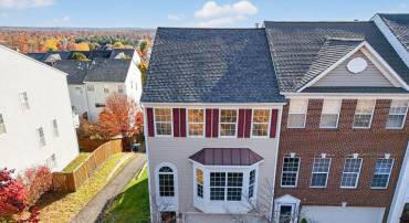 18474 SIERRA SPRINGS SQ, LEESBURG, Virginia 20176, 3 Bedrooms Bedrooms, 13 Rooms Rooms,2 BathroomsBathrooms,Residential,For sale,18474 SIERRA SPRINGS SQ,VALO2110138 MLS # VALO2110138