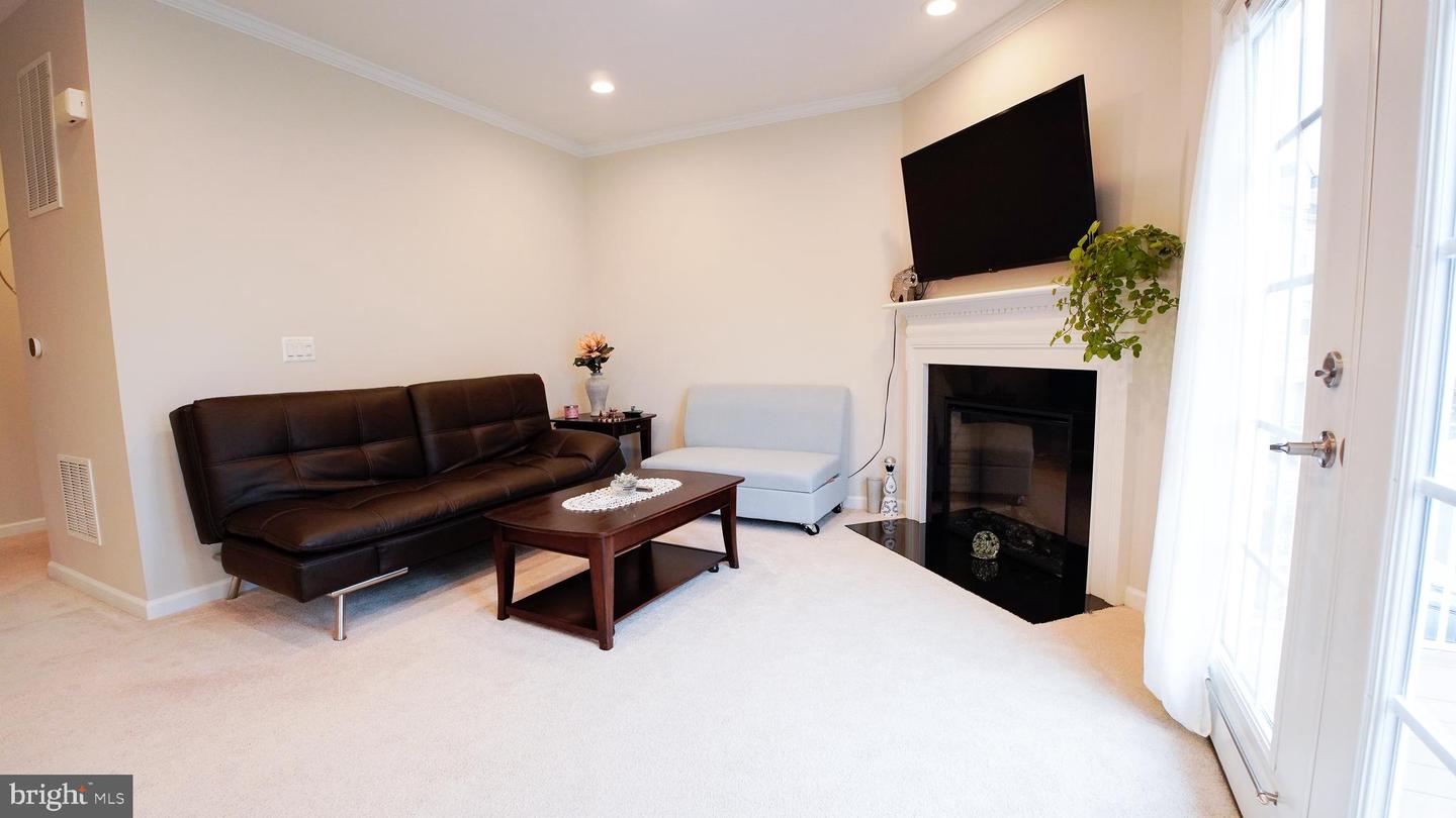 42577 SUNSET RIDGE SQ, ASHBURN, Virginia 20148, 3 Bedrooms Bedrooms, ,2 BathroomsBathrooms,Residential,For sale,42577 SUNSET RIDGE SQ,VALO2110536 MLS # VALO2110536 42577 SUNSET RIDGE SQ, ASHBURN, Virginia 20148, 3 Bedrooms Bedrooms, ,2 BathroomsBathrooms,Residential,For sale,42577 SUNSET RIDGE SQ,VALO2110536 MLS # VALO2110536