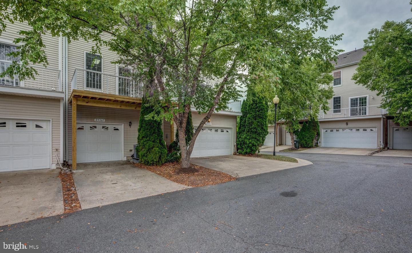 25167 FEMOYER TER, CHANTILLY, Virginia 20152, 4 Bedrooms Bedrooms, ,2 BathroomsBathrooms,Residential,For sale,25167 FEMOYER TER,VALO2110584 MLS # VALO2110584 25167 FEMOYER TER, CHANTILLY, Virginia 20152, 4 Bedrooms Bedrooms, ,2 BathroomsBathrooms,Residential,For sale,25167 FEMOYER TER,VALO2110584 MLS # VALO2110584