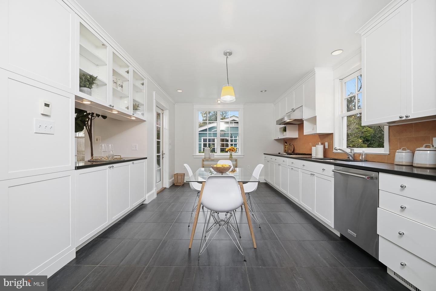 3506 35TH ST NW, WASHINGTON, District Of Columbia 20016, 3 Bedrooms Bedrooms, 6 Rooms Rooms,2 BathroomsBathrooms,Residential,For sale,3506 35TH ST NW,DCDC2231744 MLS # DCDC2231744