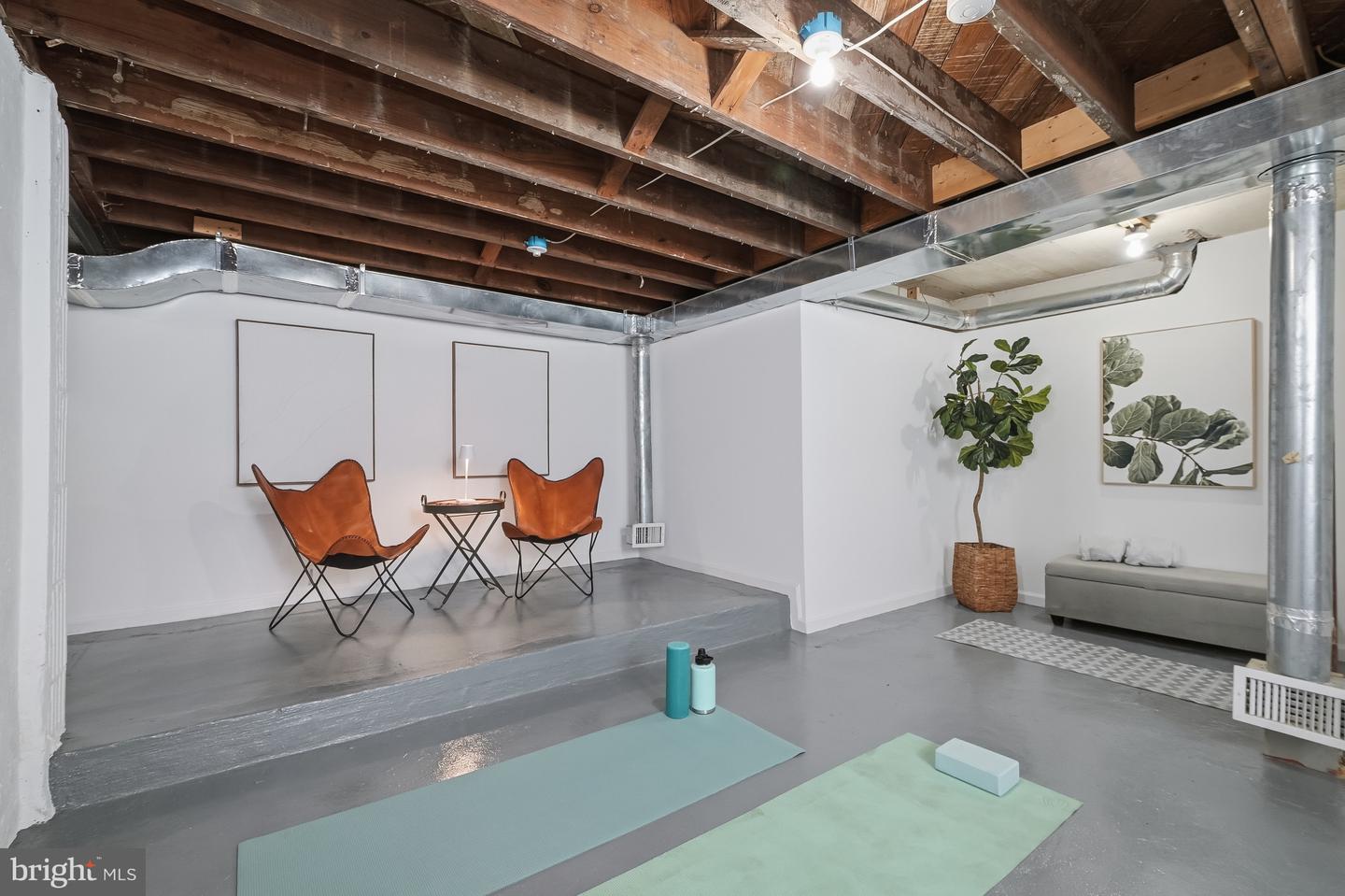 3506 35TH ST NW, WASHINGTON, District Of Columbia 20016, 3 Bedrooms Bedrooms, 6 Rooms Rooms,2 BathroomsBathrooms,Residential,For sale,3506 35TH ST NW,DCDC2231744 MLS # DCDC2231744