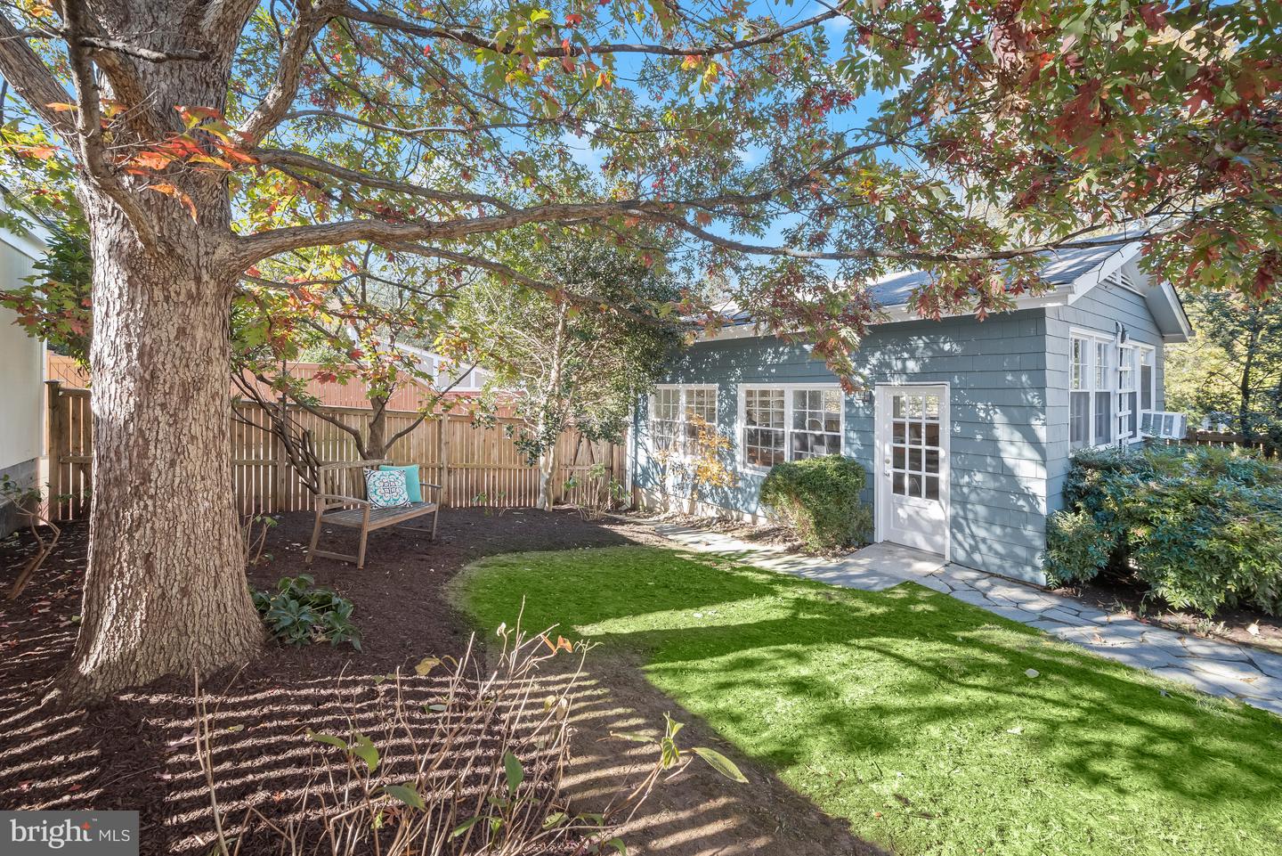 3506 35TH ST NW, WASHINGTON, District Of Columbia 20016, 3 Bedrooms Bedrooms, 6 Rooms Rooms,2 BathroomsBathrooms,Residential,For sale,3506 35TH ST NW,DCDC2231744 MLS # DCDC2231744