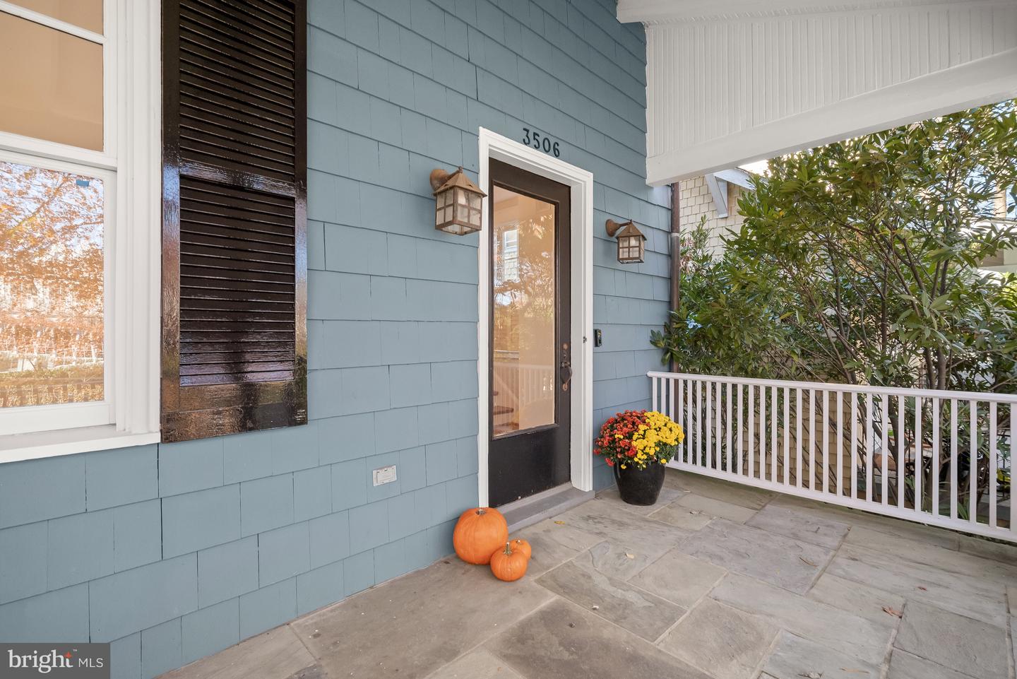 3506 35TH ST NW, WASHINGTON, District Of Columbia 20016, 3 Bedrooms Bedrooms, 6 Rooms Rooms,2 BathroomsBathrooms,Residential,For sale,3506 35TH ST NW,DCDC2231744 MLS # DCDC2231744