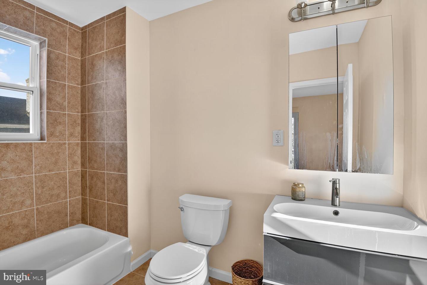 4321 MINNESOTA AVE NE, WASHINGTON, District Of Columbia 20019, 4 Bedrooms Bedrooms, ,3 BathroomsBathrooms,Residential,For sale,4321 MINNESOTA AVE NE,DCDC2231890 MLS # DCDC2231890