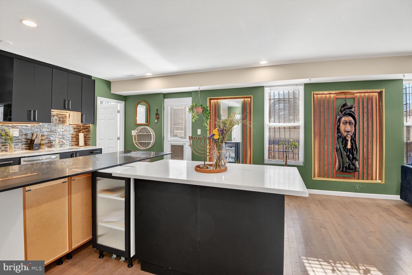 4321 MINNESOTA AVE NE, WASHINGTON, District Of Columbia 20019, 4 Bedrooms Bedrooms, ,3 BathroomsBathrooms,Residential,For sale,4321 MINNESOTA AVE NE,DCDC2231890 MLS # DCDC2231890