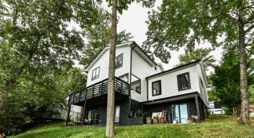 2432 S CULPEPER ST, ARLINGTON, Virginia 22206, 6 Bedrooms Bedrooms, ,4 BathroomsBathrooms,Residential,For sale,2432 S CULPEPER ST,VAAR2059814 MLS # VAAR2059814