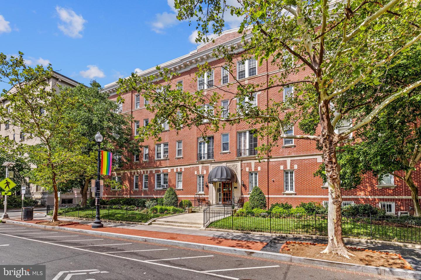 1526 17TH ST NW #205, WASHINGTON, District Of Columbia 20036, 1 Bedroom Bedrooms, ,1 BathroomBathrooms,Residential,For sale,1526 17TH ST NW #205,DCDC2210772 MLS # DCDC2210772 1526 17TH ST NW #205, WASHINGTON, District Of Columbia 20036, 1 Bedroom Bedrooms, ,1 BathroomBathrooms,Residential,For sale,1526 17TH ST NW #205,DCDC2210772 MLS # DCDC2210772