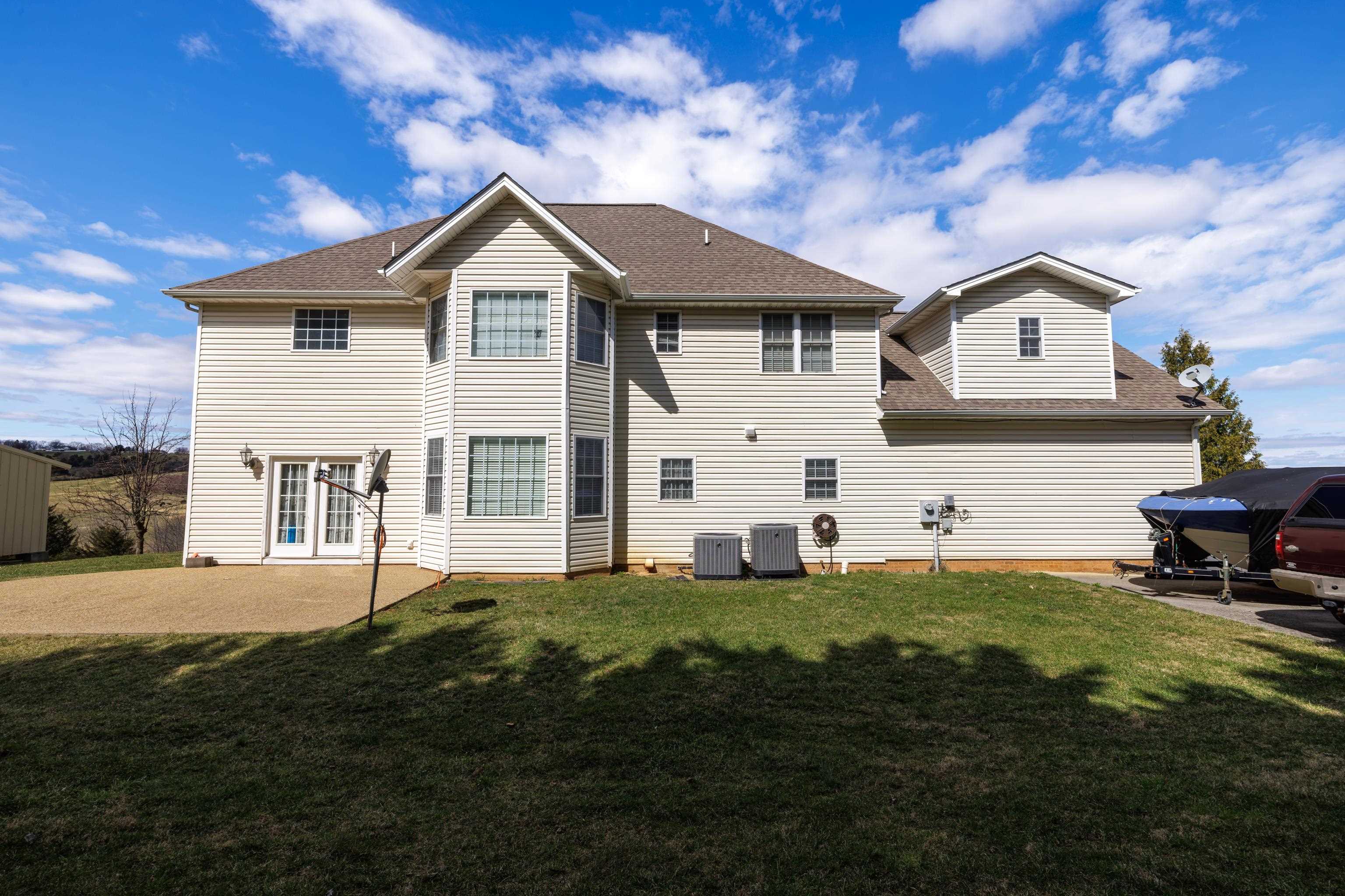 635 LONG MEADOW RD, FISHERSVILLE, Virginia 22939, 6 Bedrooms Bedrooms, ,4 BathroomsBathrooms,Residential,635 LONG MEADOW RD,671167 MLS # 671167 635 LONG MEADOW RD, FISHERSVILLE, Virginia 22939, 6 Bedrooms Bedrooms, ,4 BathroomsBathrooms,Residential,635 LONG MEADOW RD,671167 MLS # 671167