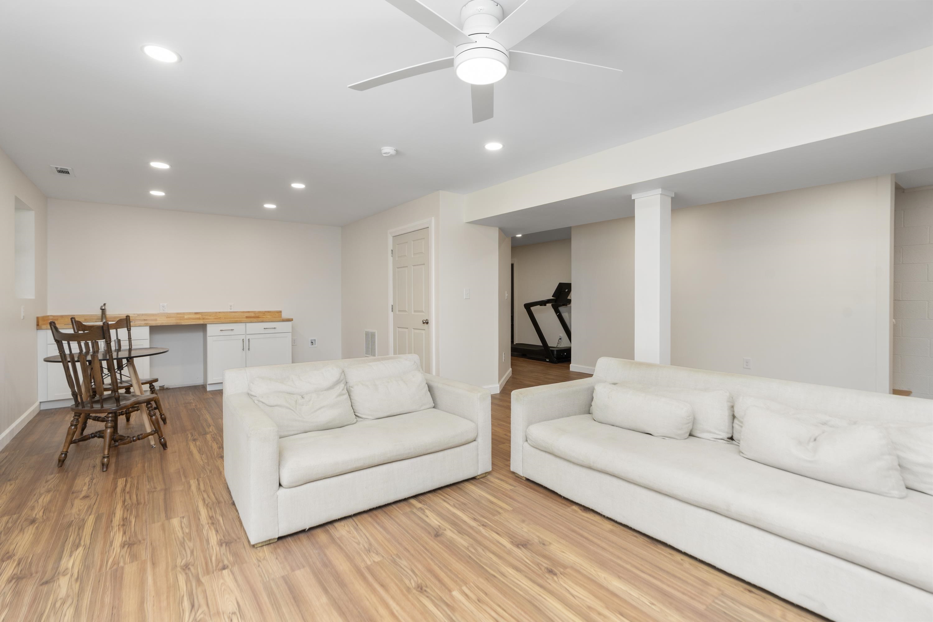 200 BEDFORD RD, WAYNESBORO, Virginia 22980, 5 Bedrooms Bedrooms, ,3 BathroomsBathrooms,Residential,200 BEDFORD RD,671171 MLS # 671171 200 BEDFORD RD, WAYNESBORO, Virginia 22980, 5 Bedrooms Bedrooms, ,3 BathroomsBathrooms,Residential,200 BEDFORD RD,671171 MLS # 671171