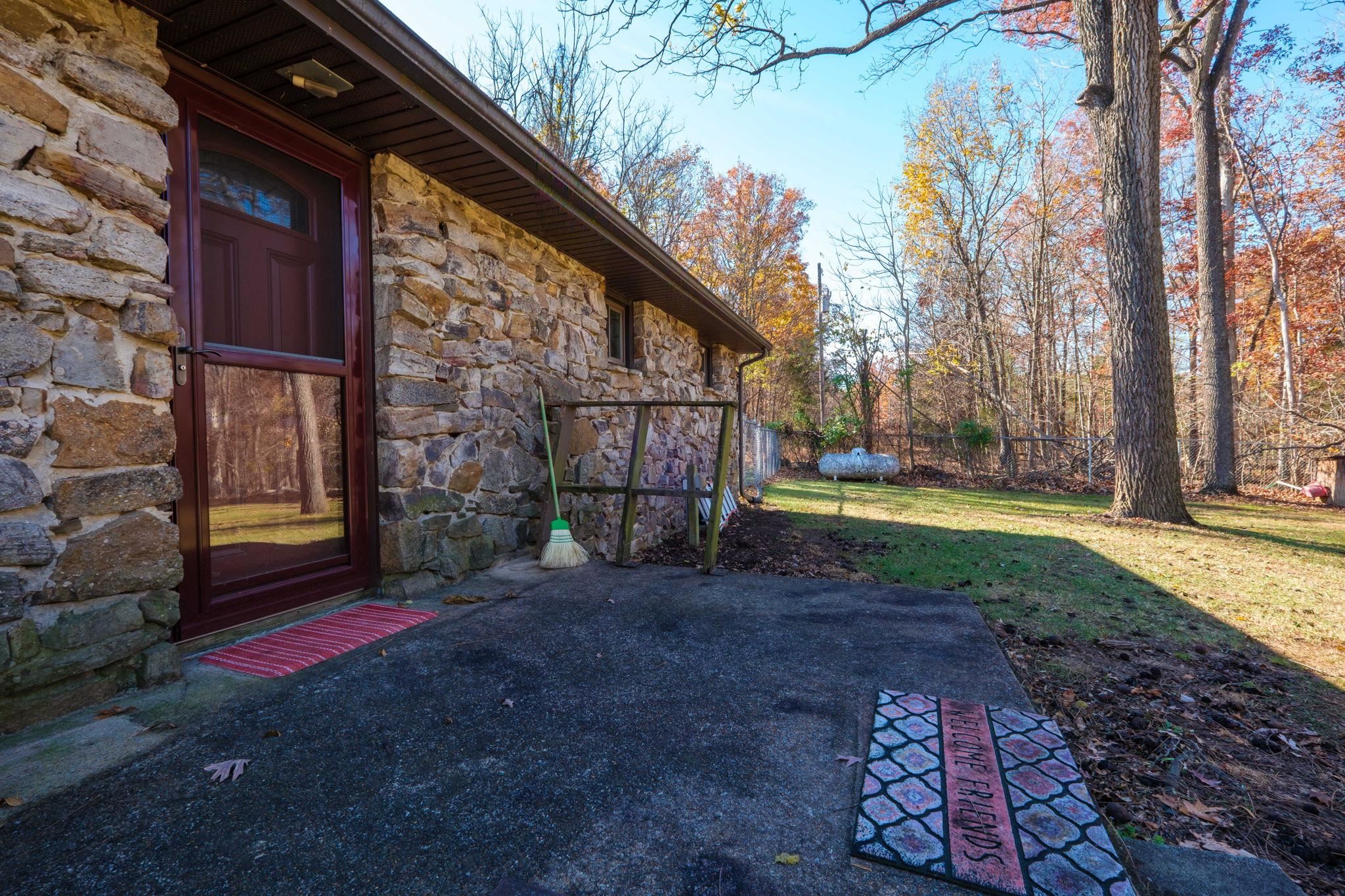 11103 TURLEYTOWN RD, LINVILLE, Virginia 22834, 3 Bedrooms Bedrooms, ,1 BathroomBathrooms,Residential,11103 TURLEYTOWN RD,671174 MLS # 671174 11103 TURLEYTOWN RD, LINVILLE, Virginia 22834, 3 Bedrooms Bedrooms, ,1 BathroomBathrooms,Residential,11103 TURLEYTOWN RD,671174 MLS # 671174