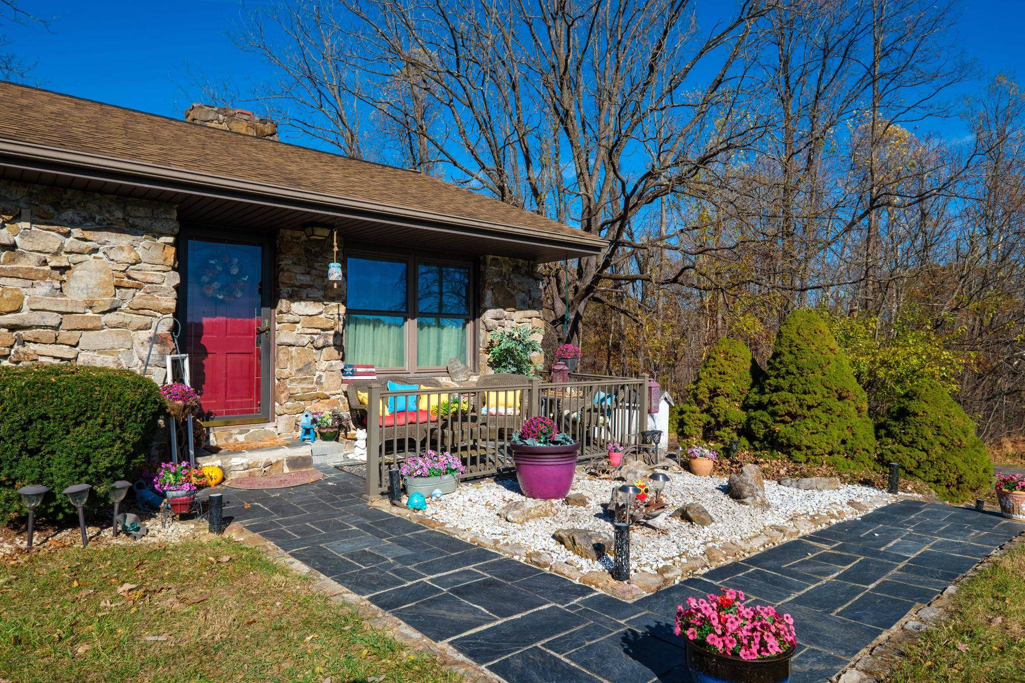 11103 TURLEYTOWN RD, LINVILLE, Virginia 22834, 3 Bedrooms Bedrooms, ,1 BathroomBathrooms,Residential,11103 TURLEYTOWN RD,671174 MLS # 671174 11103 TURLEYTOWN RD, LINVILLE, Virginia 22834, 3 Bedrooms Bedrooms, ,1 BathroomBathrooms,Residential,11103 TURLEYTOWN RD,671174 MLS # 671174