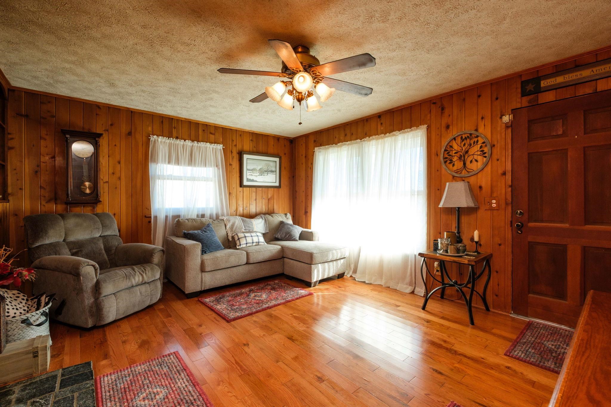 11103 TURLEYTOWN RD, LINVILLE, Virginia 22834, 3 Bedrooms Bedrooms, ,1 BathroomBathrooms,Residential,11103 TURLEYTOWN RD,671174 MLS # 671174 11103 TURLEYTOWN RD, LINVILLE, Virginia 22834, 3 Bedrooms Bedrooms, ,1 BathroomBathrooms,Residential,11103 TURLEYTOWN RD,671174 MLS # 671174