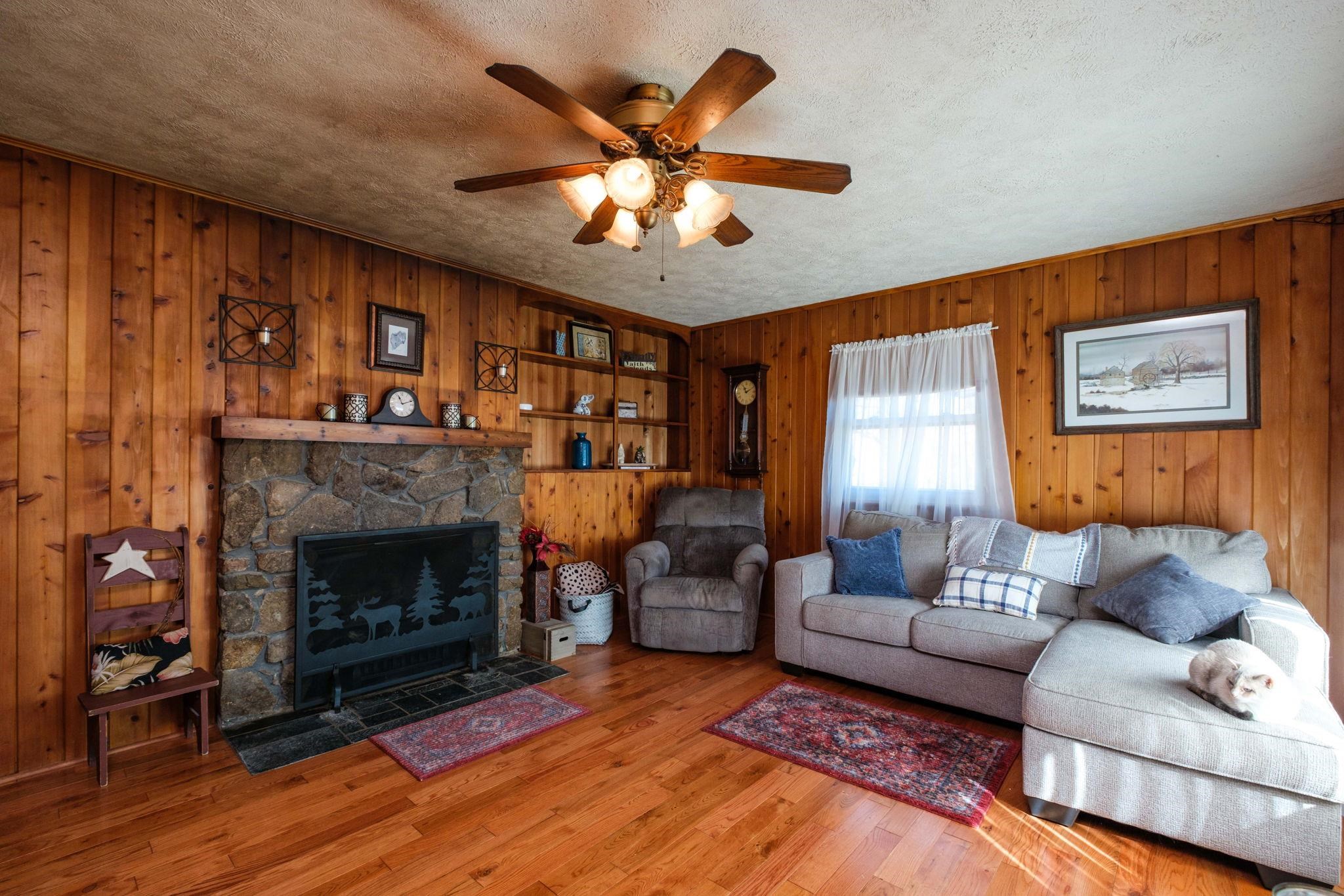 11103 TURLEYTOWN RD, LINVILLE, Virginia 22834, 3 Bedrooms Bedrooms, ,1 BathroomBathrooms,Residential,11103 TURLEYTOWN RD,671174 MLS # 671174 11103 TURLEYTOWN RD, LINVILLE, Virginia 22834, 3 Bedrooms Bedrooms, ,1 BathroomBathrooms,Residential,11103 TURLEYTOWN RD,671174 MLS # 671174