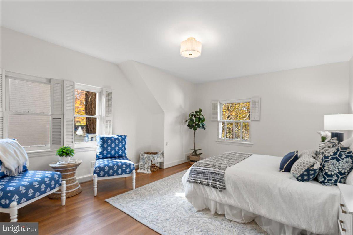 5352 29TH ST NW, WASHINGTON, District Of Columbia 20015, 3 Bedrooms Bedrooms, ,3 BathroomsBathrooms,Residential,For sale,5352 29TH ST NW,DCDC2230246 MLS # DCDC2230246