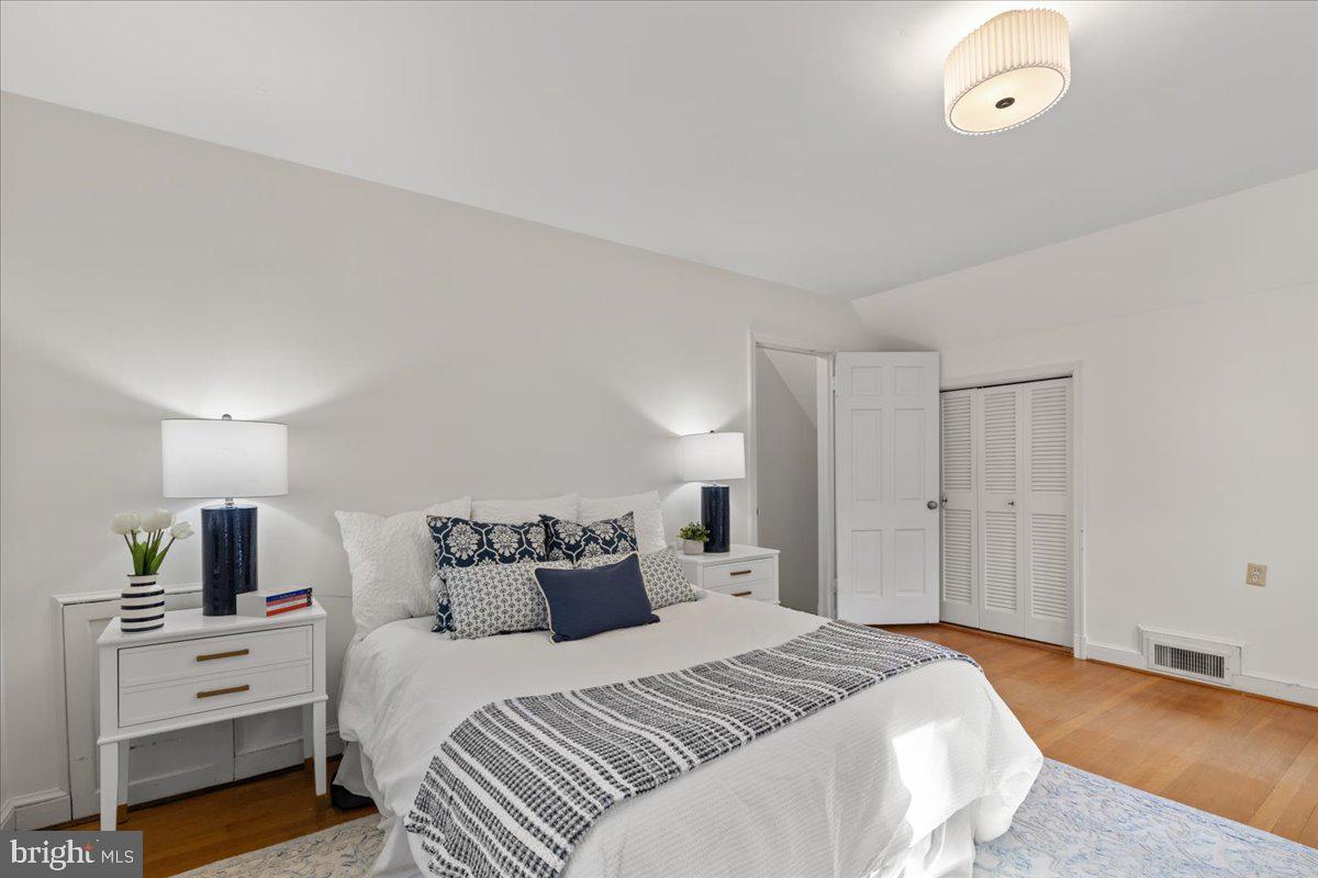 5352 29TH ST NW, WASHINGTON, District Of Columbia 20015, 3 Bedrooms Bedrooms, ,3 BathroomsBathrooms,Residential,For sale,5352 29TH ST NW,DCDC2230246 MLS # DCDC2230246