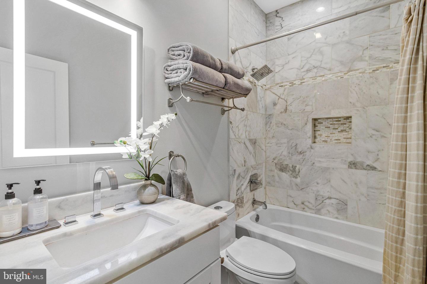 1501 1ST ST NW #2, WASHINGTON, District Of Columbia 20001, 2 Bedrooms Bedrooms, ,2 BathroomsBathrooms,Residential,For sale,1501 1ST ST NW #2,DCDC2231738 MLS # DCDC2231738 1501 1ST ST NW #2, WASHINGTON, District Of Columbia 20001, 2 Bedrooms Bedrooms, ,2 BathroomsBathrooms,Residential,For sale,1501 1ST ST NW #2,DCDC2231738 MLS # DCDC2231738