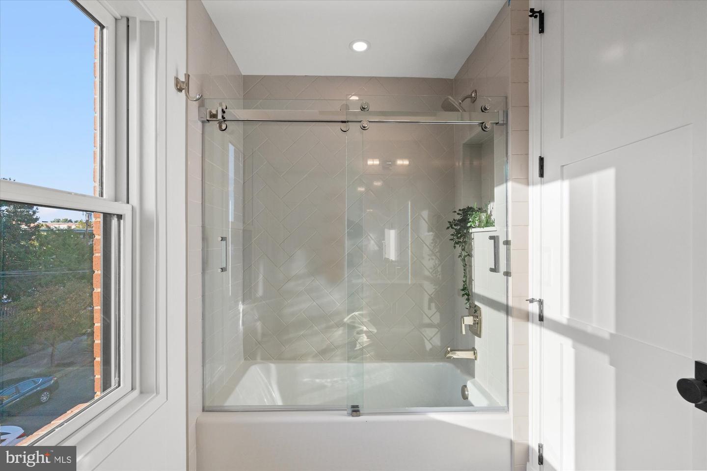 1328 CAMERON ST, ALEXANDRIA, Virginia 22314, 4 Bedrooms Bedrooms, ,4 BathroomsBathrooms,Residential,For sale,1328 CAMERON ST,VAAX2051834 MLS # VAAX2051834 1328 CAMERON ST, ALEXANDRIA, Virginia 22314, 4 Bedrooms Bedrooms, ,4 BathroomsBathrooms,Residential,For sale,1328 CAMERON ST,VAAX2051834 MLS # VAAX2051834