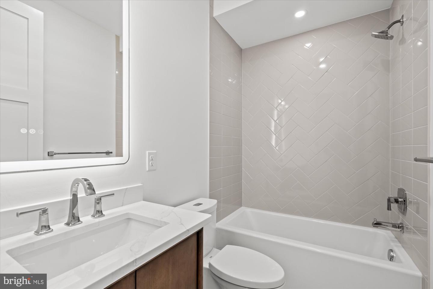 1328 CAMERON ST, ALEXANDRIA, Virginia 22314, 4 Bedrooms Bedrooms, ,4 BathroomsBathrooms,Residential,For sale,1328 CAMERON ST,VAAX2051834 MLS # VAAX2051834 1328 CAMERON ST, ALEXANDRIA, Virginia 22314, 4 Bedrooms Bedrooms, ,4 BathroomsBathrooms,Residential,For sale,1328 CAMERON ST,VAAX2051834 MLS # VAAX2051834