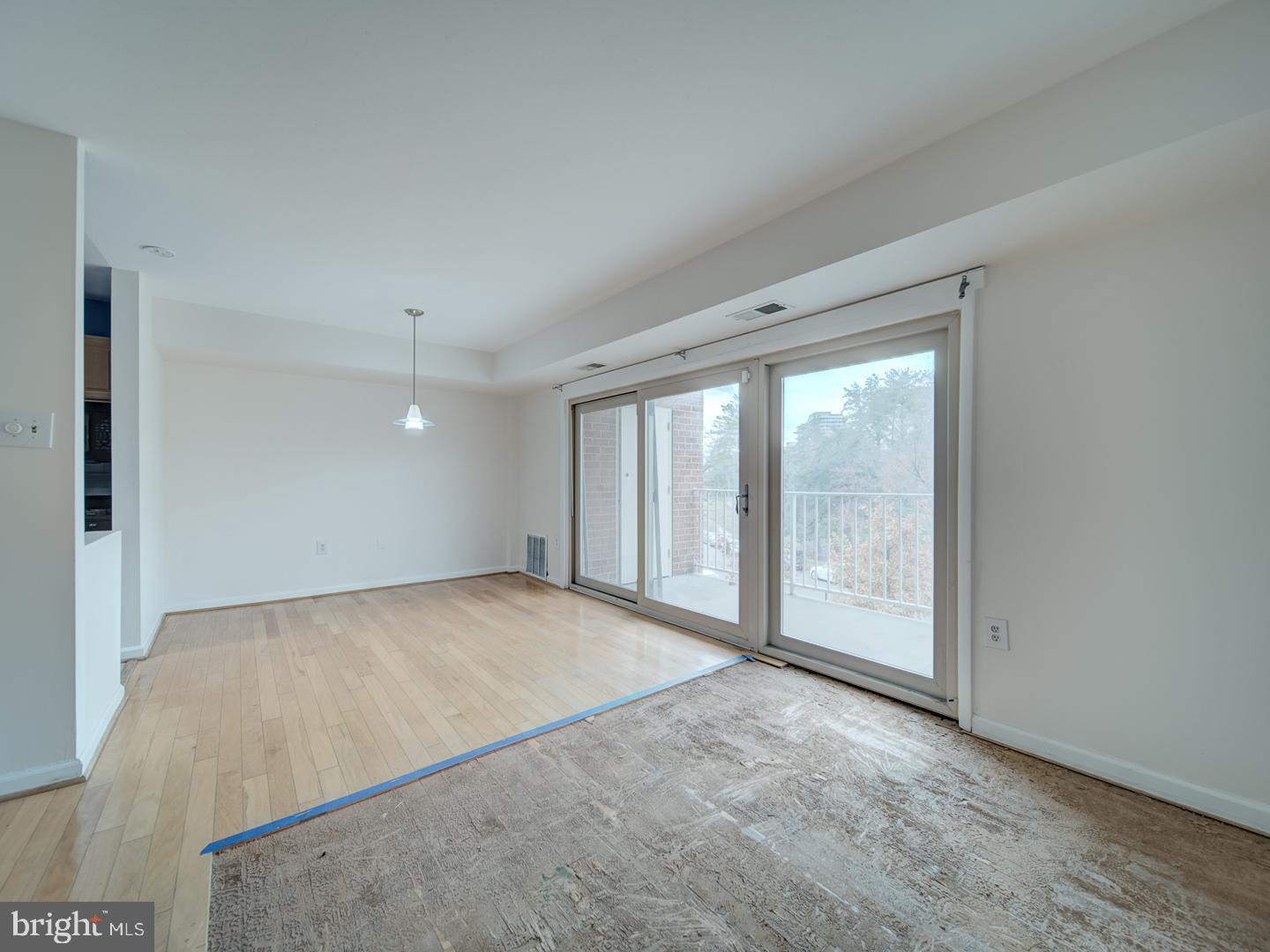 5250 VALLEY FORGE DR #315, ALEXANDRIA, Virginia 22304, 1 Bedroom Bedrooms, ,1 BathroomBathrooms,Residential,For sale,5250 VALLEY FORGE DR #315,VAAX2051854 MLS # VAAX2051854