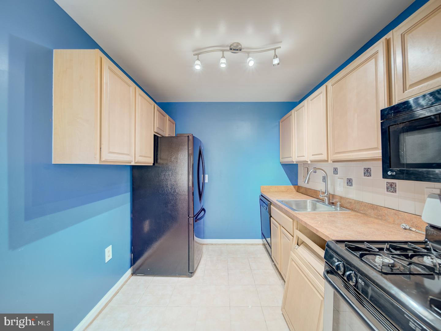 5250 VALLEY FORGE DR #315, ALEXANDRIA, Virginia 22304, 1 Bedroom Bedrooms, ,1 BathroomBathrooms,Residential,For sale,5250 VALLEY FORGE DR #315,VAAX2051854 MLS # VAAX2051854
