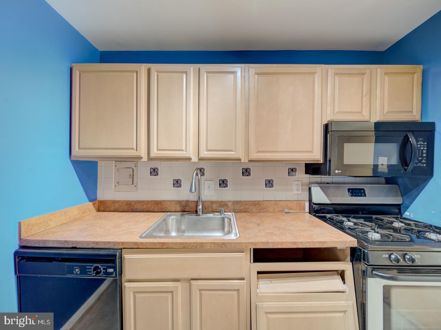 5250 VALLEY FORGE DR #315, ALEXANDRIA, Virginia 22304, 1 Bedroom Bedrooms, ,1 BathroomBathrooms,Residential,For sale,5250 VALLEY FORGE DR #315,VAAX2051854 MLS # VAAX2051854