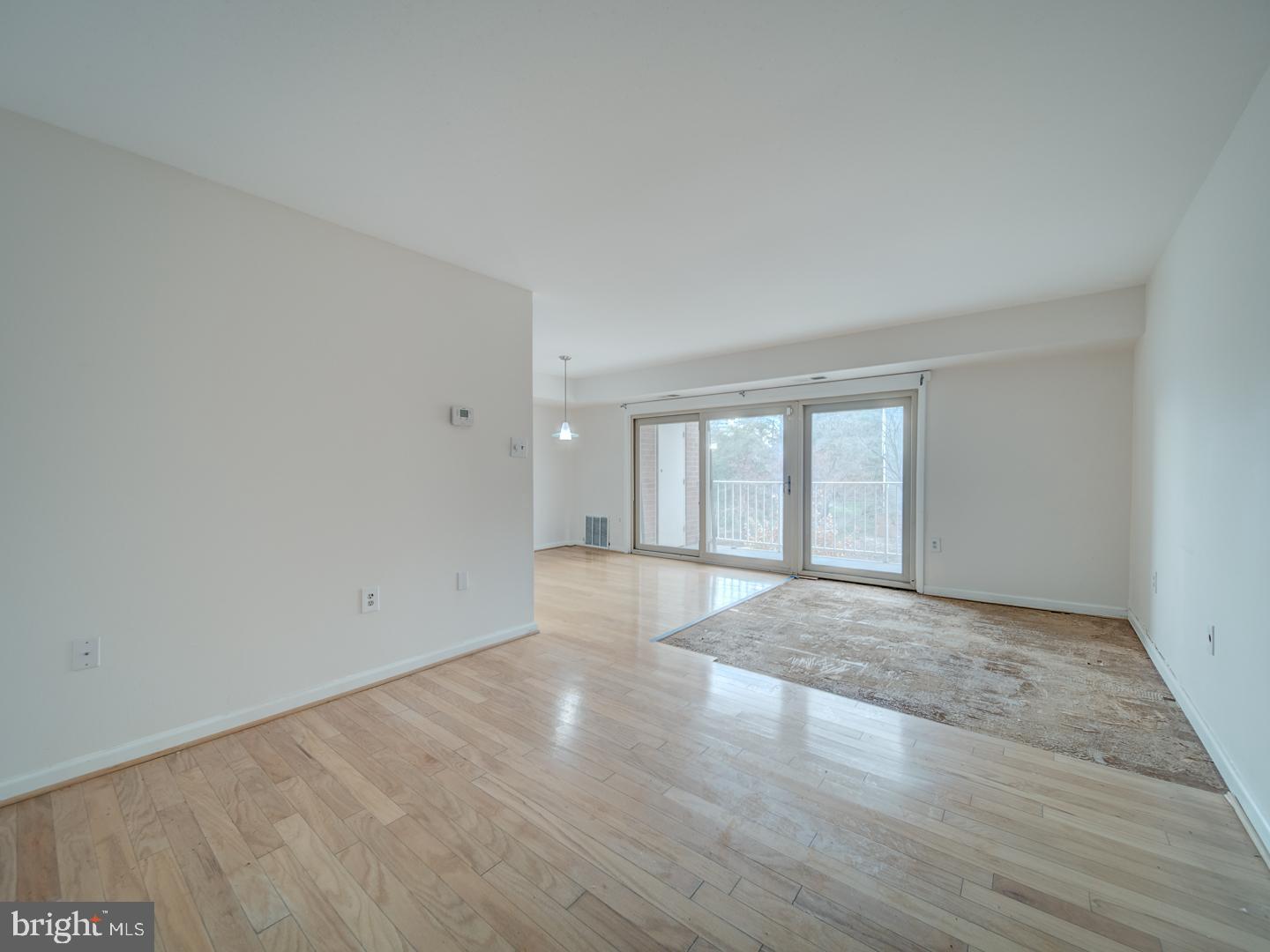 5250 VALLEY FORGE DR #315, ALEXANDRIA, Virginia 22304, 1 Bedroom Bedrooms, ,1 BathroomBathrooms,Residential,For sale,5250 VALLEY FORGE DR #315,VAAX2051854 MLS # VAAX2051854