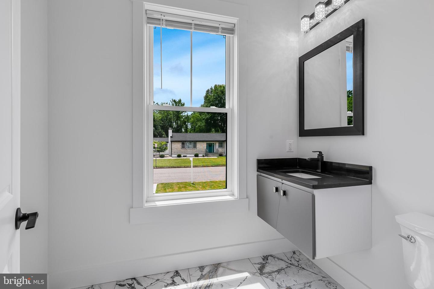 2817 DEREK RD, ALEXANDRIA, Virginia 22306, 6 Bedrooms Bedrooms, ,5 BathroomsBathrooms,Residential,For sale,2817 DEREK RD,VAFX2279360 MLS # VAFX2279360