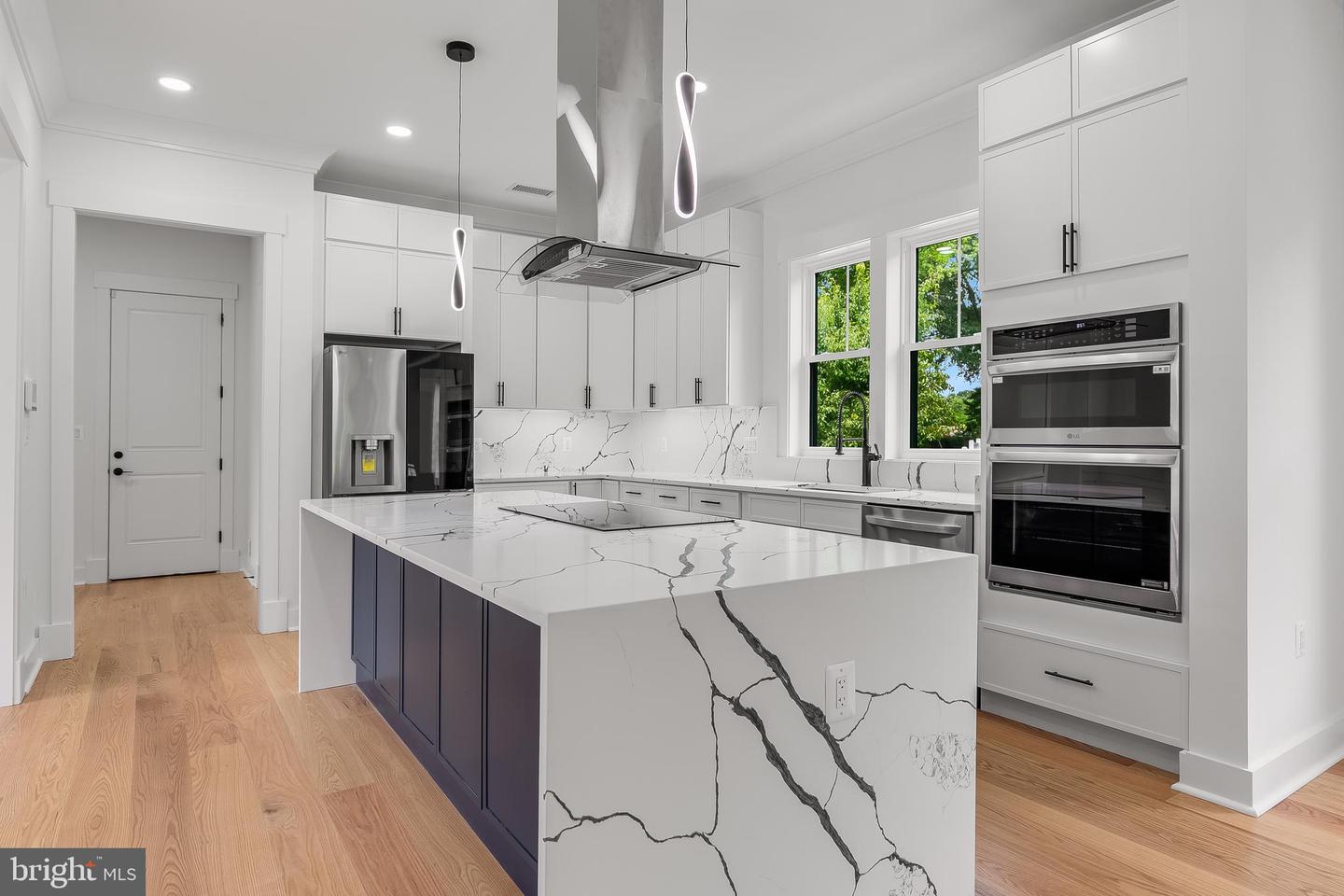 2817 DEREK RD, ALEXANDRIA, Virginia 22306, 6 Bedrooms Bedrooms, ,5 BathroomsBathrooms,Residential,For sale,2817 DEREK RD,VAFX2279360 MLS # VAFX2279360