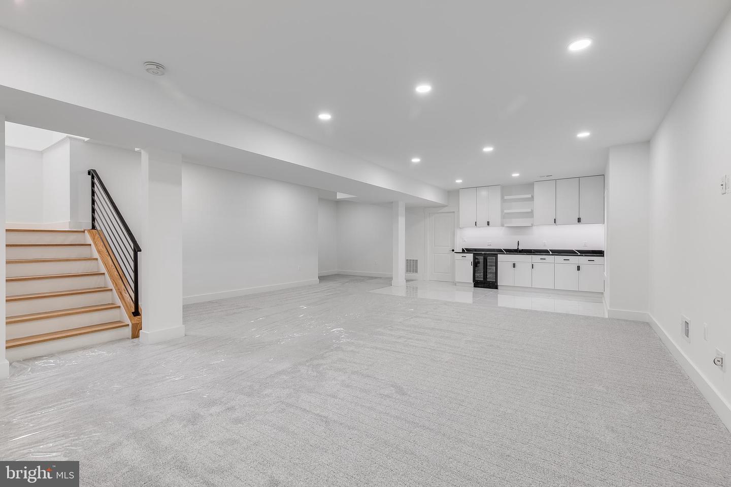 2817 DEREK RD, ALEXANDRIA, Virginia 22306, 6 Bedrooms Bedrooms, ,5 BathroomsBathrooms,Residential,For sale,2817 DEREK RD,VAFX2279360 MLS # VAFX2279360