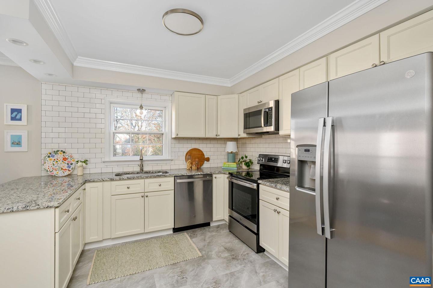 521 WOODMONT DR, CHARLOTTESVILLE, Virginia 22901, 3 Bedrooms Bedrooms, ,3 BathroomsBathrooms,Residential,For sale,521 WOODMONT DR,671170 MLS # 671170 521 WOODMONT DR, CHARLOTTESVILLE, Virginia 22901, 3 Bedrooms Bedrooms, ,3 BathroomsBathrooms,Residential,For sale,521 WOODMONT DR,671170 MLS # 671170