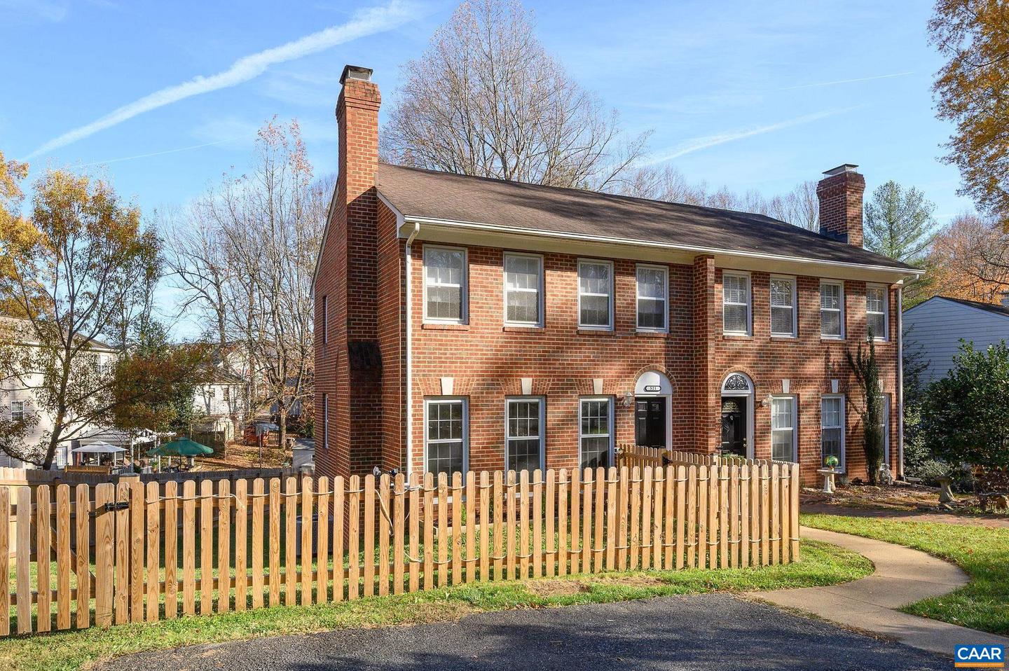 521 WOODMONT DR, CHARLOTTESVILLE, Virginia 22901, 3 Bedrooms Bedrooms, ,3 BathroomsBathrooms,Residential,For sale,521 WOODMONT DR,671170 MLS # 671170 521 WOODMONT DR, CHARLOTTESVILLE, Virginia 22901, 3 Bedrooms Bedrooms, ,3 BathroomsBathrooms,Residential,For sale,521 WOODMONT DR,671170 MLS # 671170