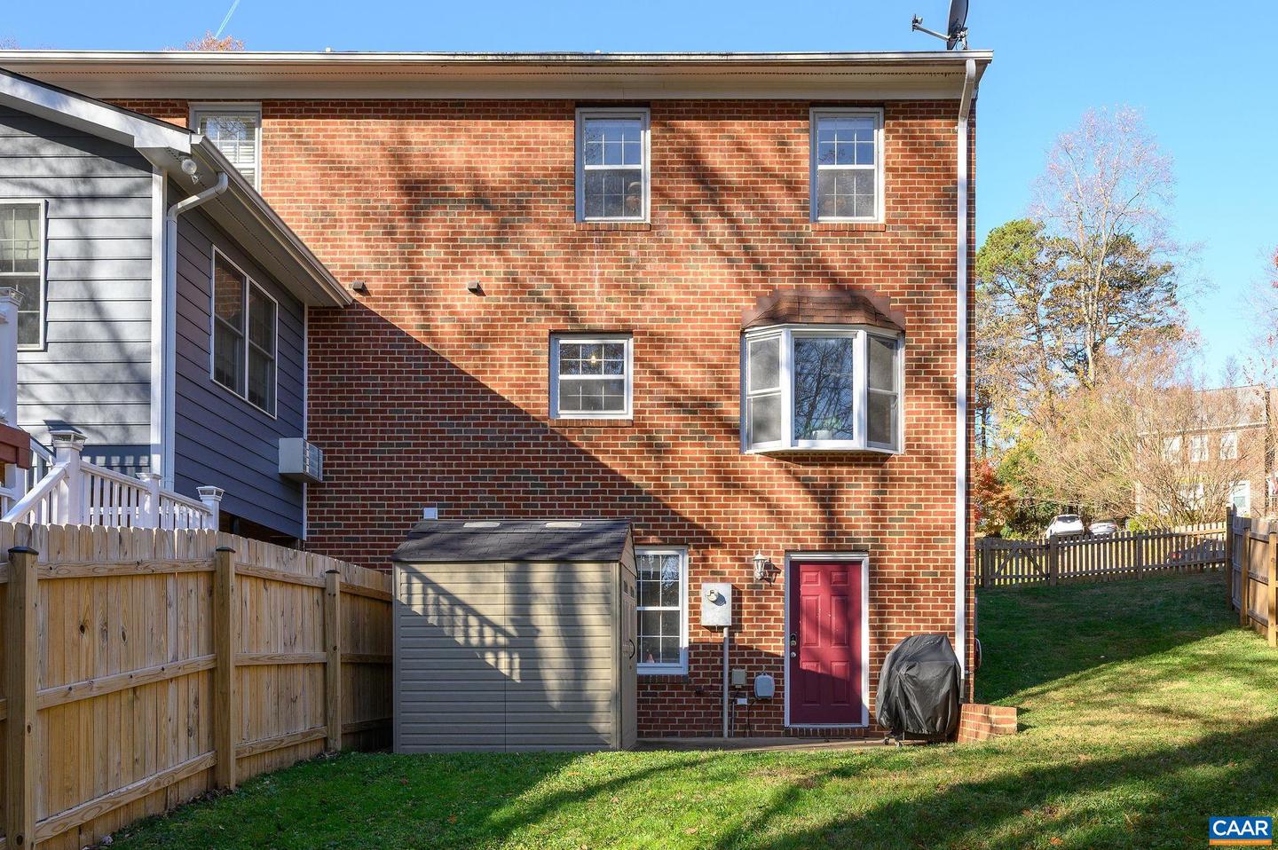 521 WOODMONT DR, CHARLOTTESVILLE, Virginia 22901, 3 Bedrooms Bedrooms, ,3 BathroomsBathrooms,Residential,For sale,521 WOODMONT DR,671170 MLS # 671170 521 WOODMONT DR, CHARLOTTESVILLE, Virginia 22901, 3 Bedrooms Bedrooms, ,3 BathroomsBathrooms,Residential,For sale,521 WOODMONT DR,671170 MLS # 671170