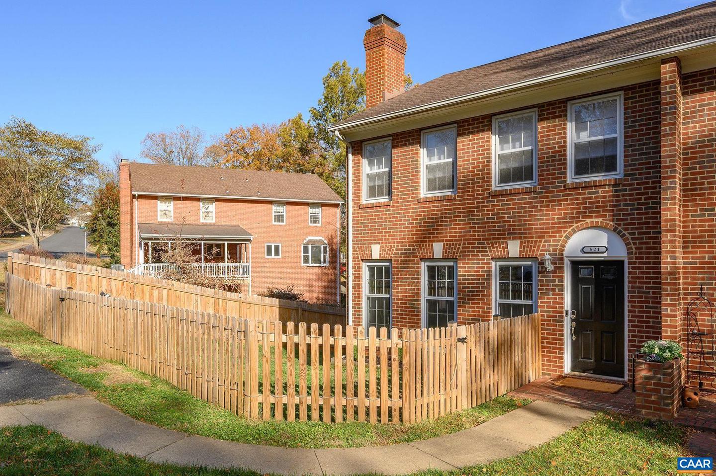 521 WOODMONT DR, CHARLOTTESVILLE, Virginia 22901, 3 Bedrooms Bedrooms, ,3 BathroomsBathrooms,Residential,For sale,521 WOODMONT DR,671170 MLS # 671170 521 WOODMONT DR, CHARLOTTESVILLE, Virginia 22901, 3 Bedrooms Bedrooms, ,3 BathroomsBathrooms,Residential,For sale,521 WOODMONT DR,671170 MLS # 671170