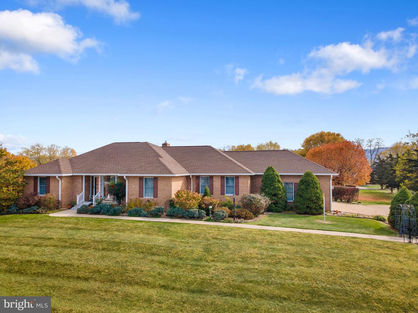 418 EPARD LN, WOODSTOCK, Virginia 22664, 3 Bedrooms Bedrooms, ,2 BathroomsBathrooms,Residential,For sale,418 EPARD LN,VASH2013014 MLS # VASH2013014 418 EPARD LN, WOODSTOCK, Virginia 22664, 3 Bedrooms Bedrooms, ,2 BathroomsBathrooms,Residential,For sale,418 EPARD LN,VASH2013014 MLS # VASH2013014