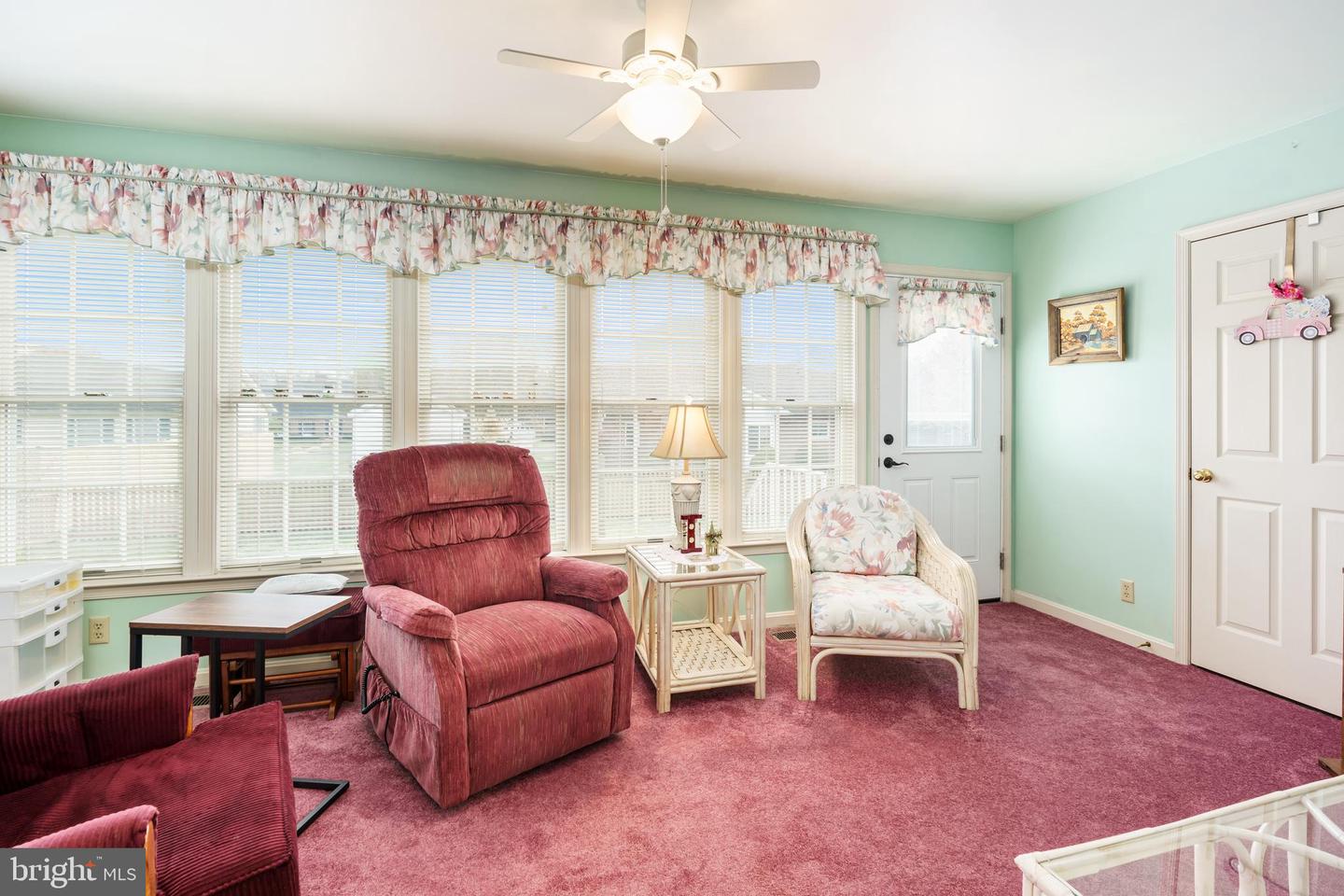 418 EPARD LN, WOODSTOCK, Virginia 22664, 3 Bedrooms Bedrooms, ,2 BathroomsBathrooms,Residential,For sale,418 EPARD LN,VASH2013014 MLS # VASH2013014