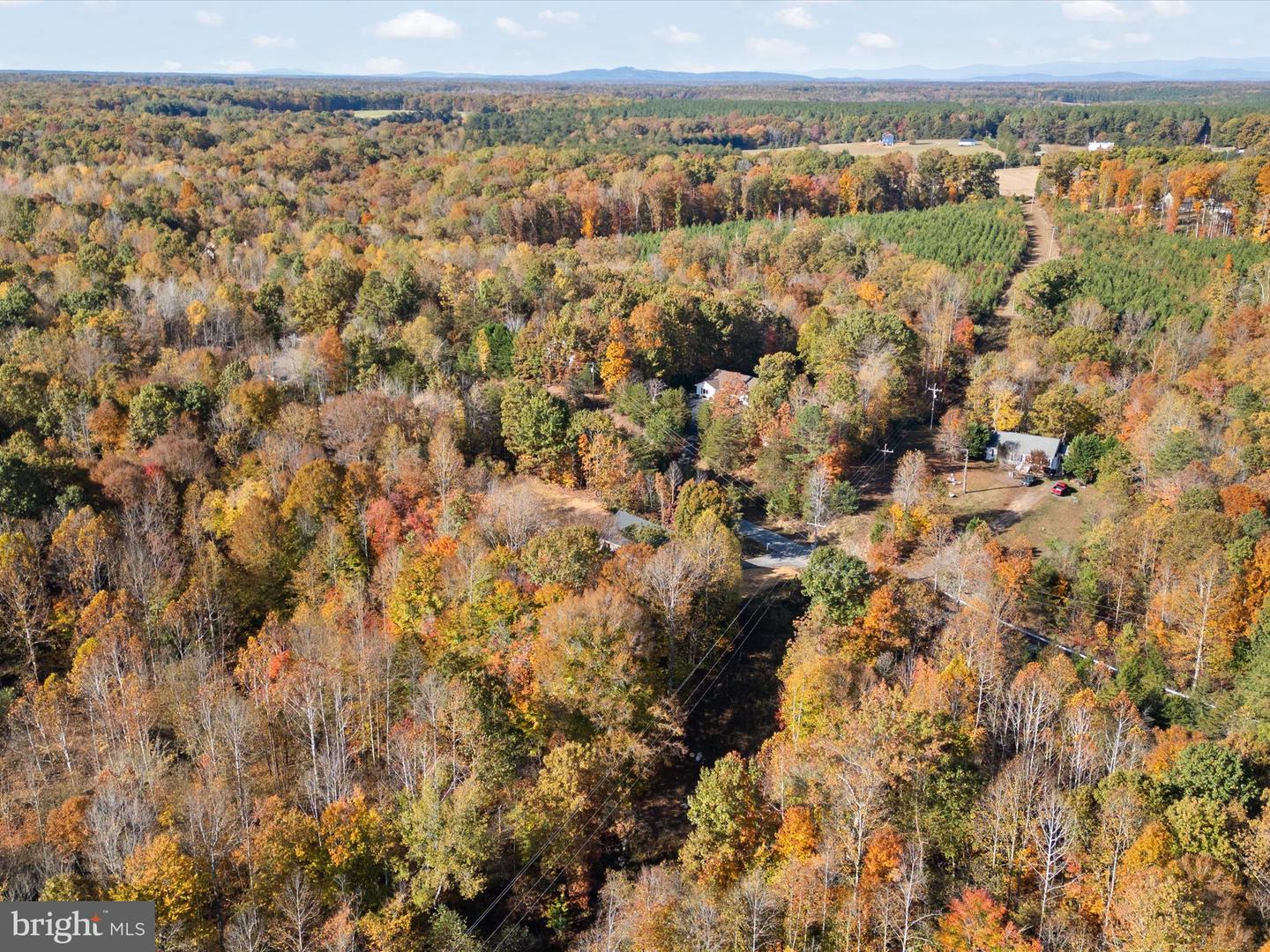 3281 RUSSEL RUN RD, LOCUST GROVE, Virginia 22508, 4 Bedrooms Bedrooms, ,2 BathroomsBathrooms,Residential,For sale,3281 RUSSEL RUN RD,VAOR2012808 MLS # VAOR2012808