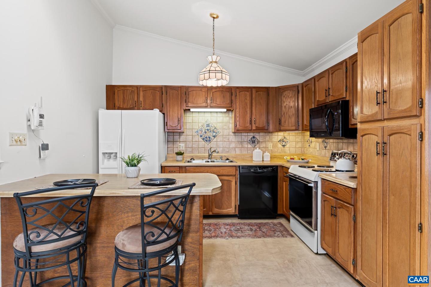 540 WOODMONT DR, CHARLOTTESVILLE, Virginia 22901, 3 Bedrooms Bedrooms, ,2 BathroomsBathrooms,Residential,For sale,540 WOODMONT DR,671172 MLS # 671172 540 WOODMONT DR, CHARLOTTESVILLE, Virginia 22901, 3 Bedrooms Bedrooms, ,2 BathroomsBathrooms,Residential,For sale,540 WOODMONT DR,671172 MLS # 671172