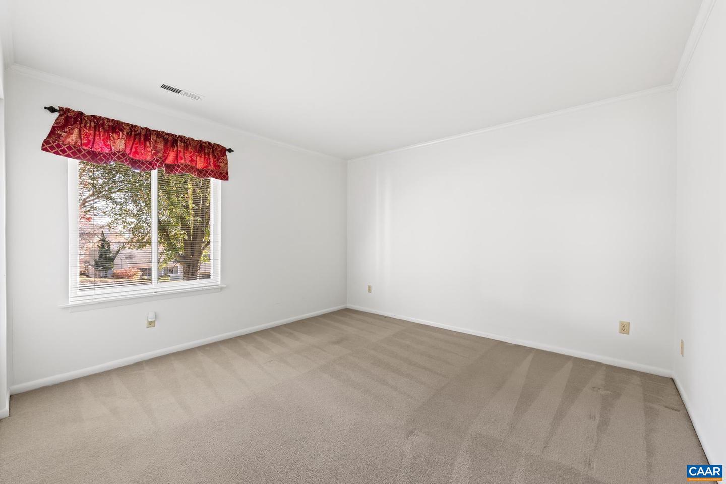 540 WOODMONT DR, CHARLOTTESVILLE, Virginia 22901, 3 Bedrooms Bedrooms, ,2 BathroomsBathrooms,Residential,For sale,540 WOODMONT DR,671172 MLS # 671172 540 WOODMONT DR, CHARLOTTESVILLE, Virginia 22901, 3 Bedrooms Bedrooms, ,2 BathroomsBathrooms,Residential,For sale,540 WOODMONT DR,671172 MLS # 671172