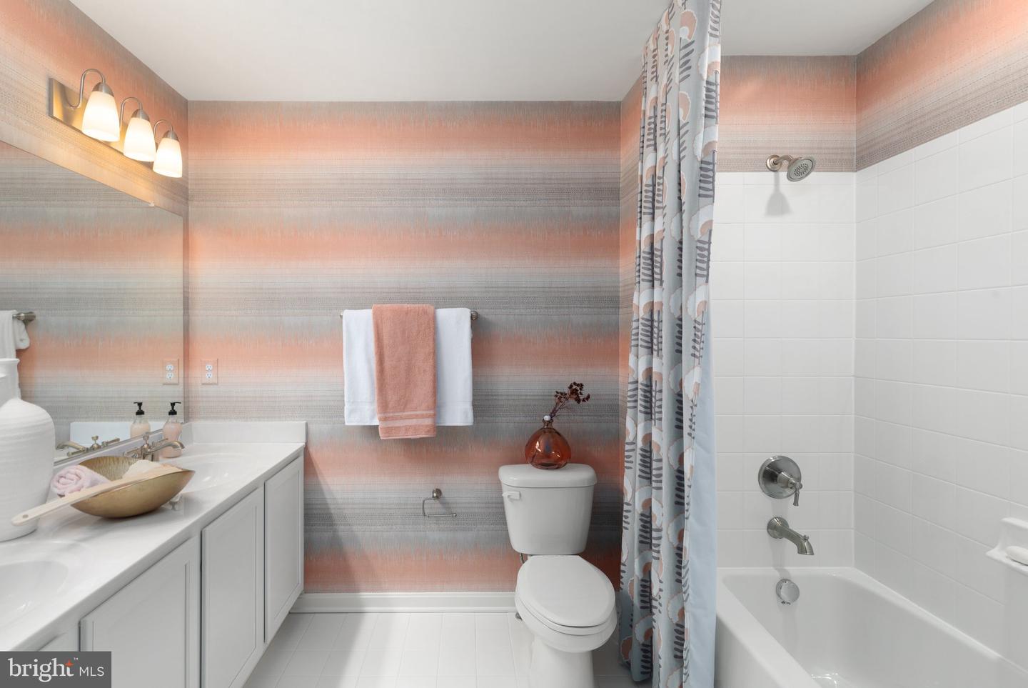 483 DRY DOCK CT, GREENBACKVILLE, Virginia 23356, 3 Bedrooms Bedrooms, ,2 BathroomsBathrooms,Residential,For sale,483 DRY DOCK CT,VAAC2002404 MLS # VAAC2002404