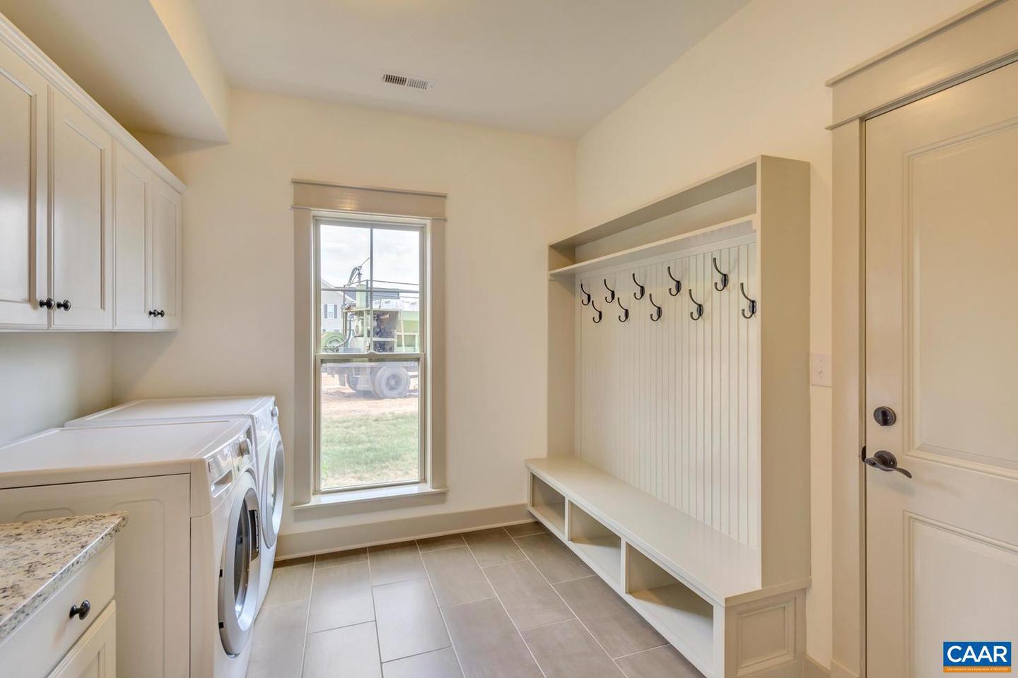 7 STEEP ROCK DR, CHARLOTTESVILLE, Virginia 22911, 3 Bedrooms Bedrooms, ,3 BathroomsBathrooms,Residential,For sale,7 STEEP ROCK DR,671176 MLS # 671176 7 STEEP ROCK DR, CHARLOTTESVILLE, Virginia 22911, 3 Bedrooms Bedrooms, ,3 BathroomsBathrooms,Residential,For sale,7 STEEP ROCK DR,671176 MLS # 671176