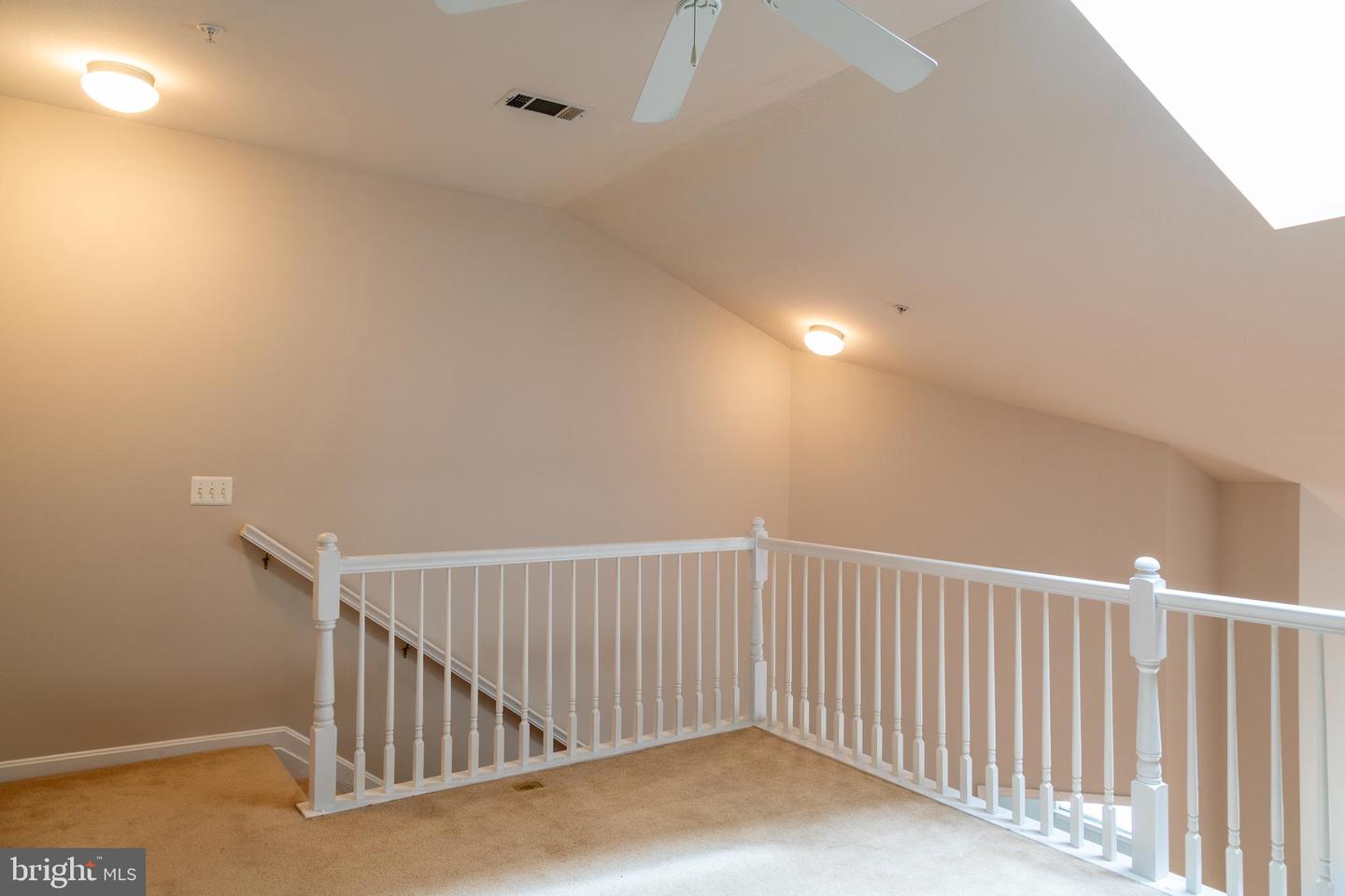 9480 VIRGINIA CENTER BLVD #410, VIENNA, Virginia 22181, 2 Bedrooms Bedrooms, 8 Rooms Rooms,2 BathroomsBathrooms,Residential,For sale,9480 VIRGINIA CENTER BLVD #410,VAFX2051714 MLS # VAFX2051714
