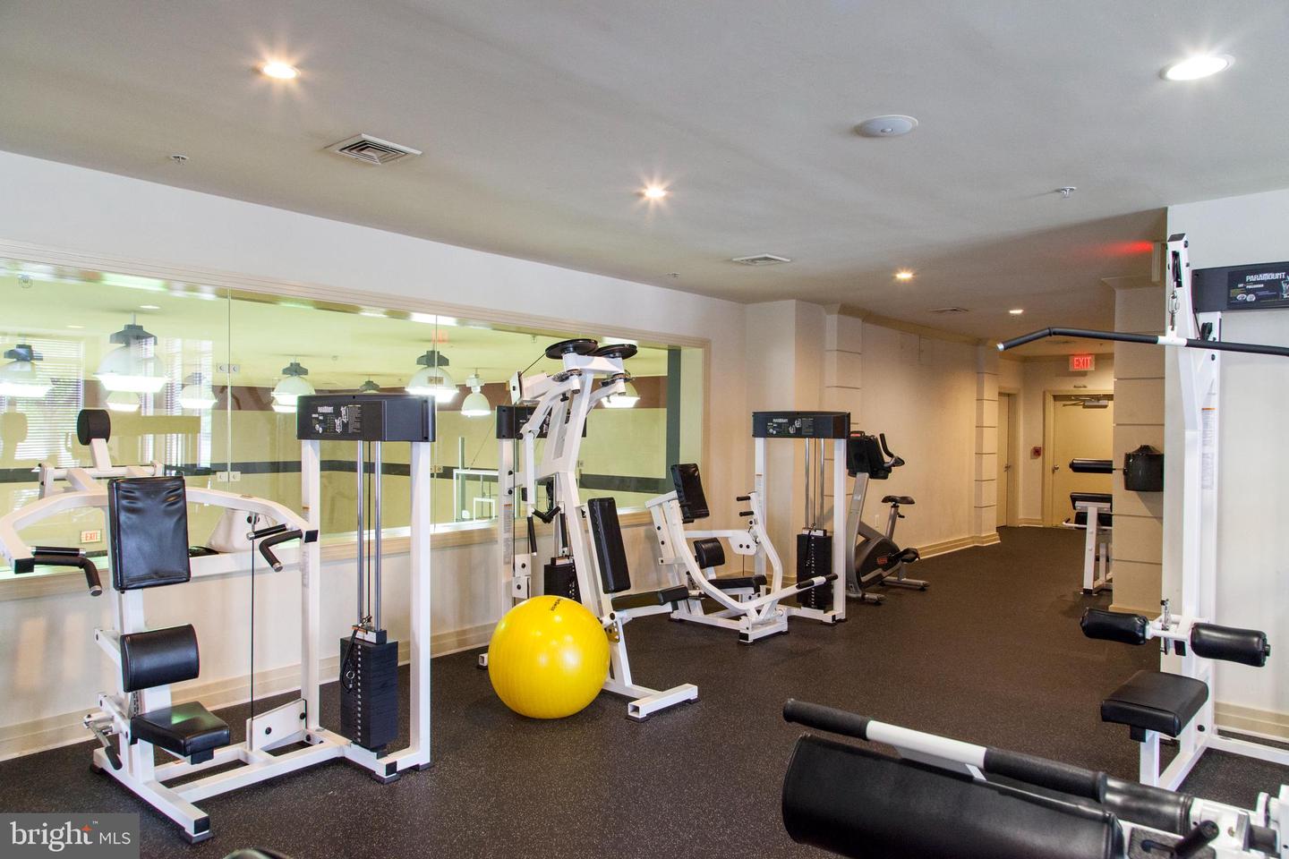 9480 VIRGINIA CENTER BLVD #410, VIENNA, Virginia 22181, 2 Bedrooms Bedrooms, 8 Rooms Rooms,2 BathroomsBathrooms,Residential,For sale,9480 VIRGINIA CENTER BLVD #410,VAFX2051714 MLS # VAFX2051714