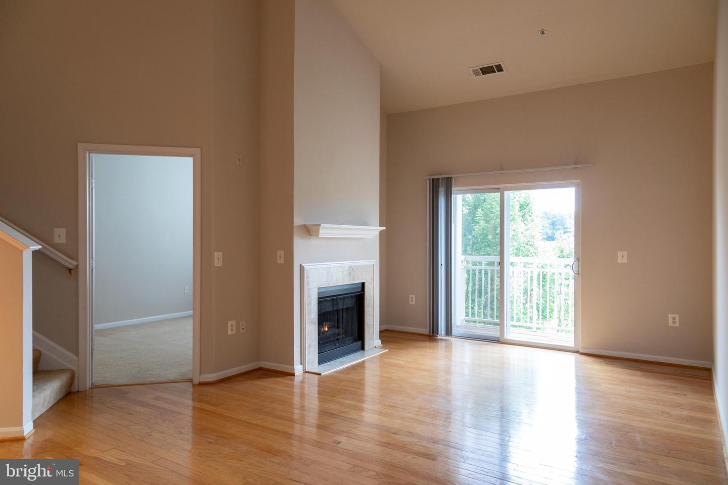 9480 VIRGINIA CENTER BLVD #410, VIENNA, Virginia 22181, 2 Bedrooms Bedrooms, 8 Rooms Rooms,2 BathroomsBathrooms,Residential,For sale,9480 VIRGINIA CENTER BLVD #410,VAFX2051714 MLS # VAFX2051714