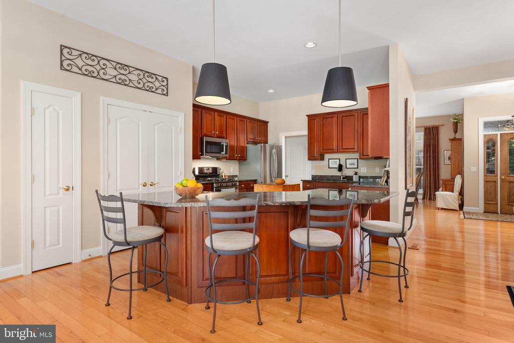 120 EAGLE CT, LOCUST GROVE, Virginia 22508, 4 Bedrooms Bedrooms, ,2 BathroomsBathrooms,Residential,120 EAGLE CT,VAOR2012362 MLS # VAOR2012362